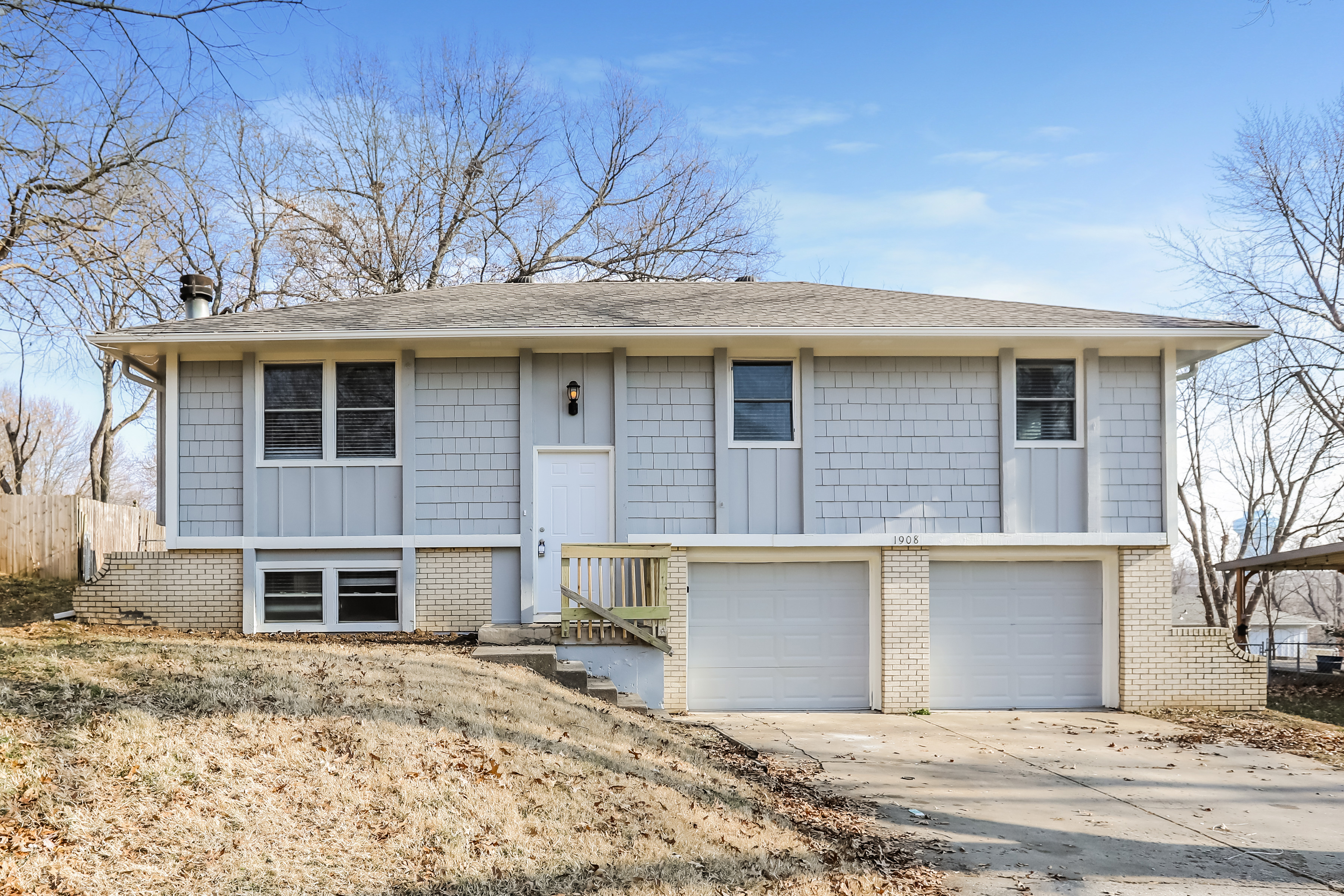 1908 SE Piccadilly St Blue Springs, MO 64014